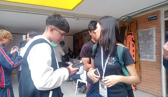 Participación estudiantil Radiatón 2025